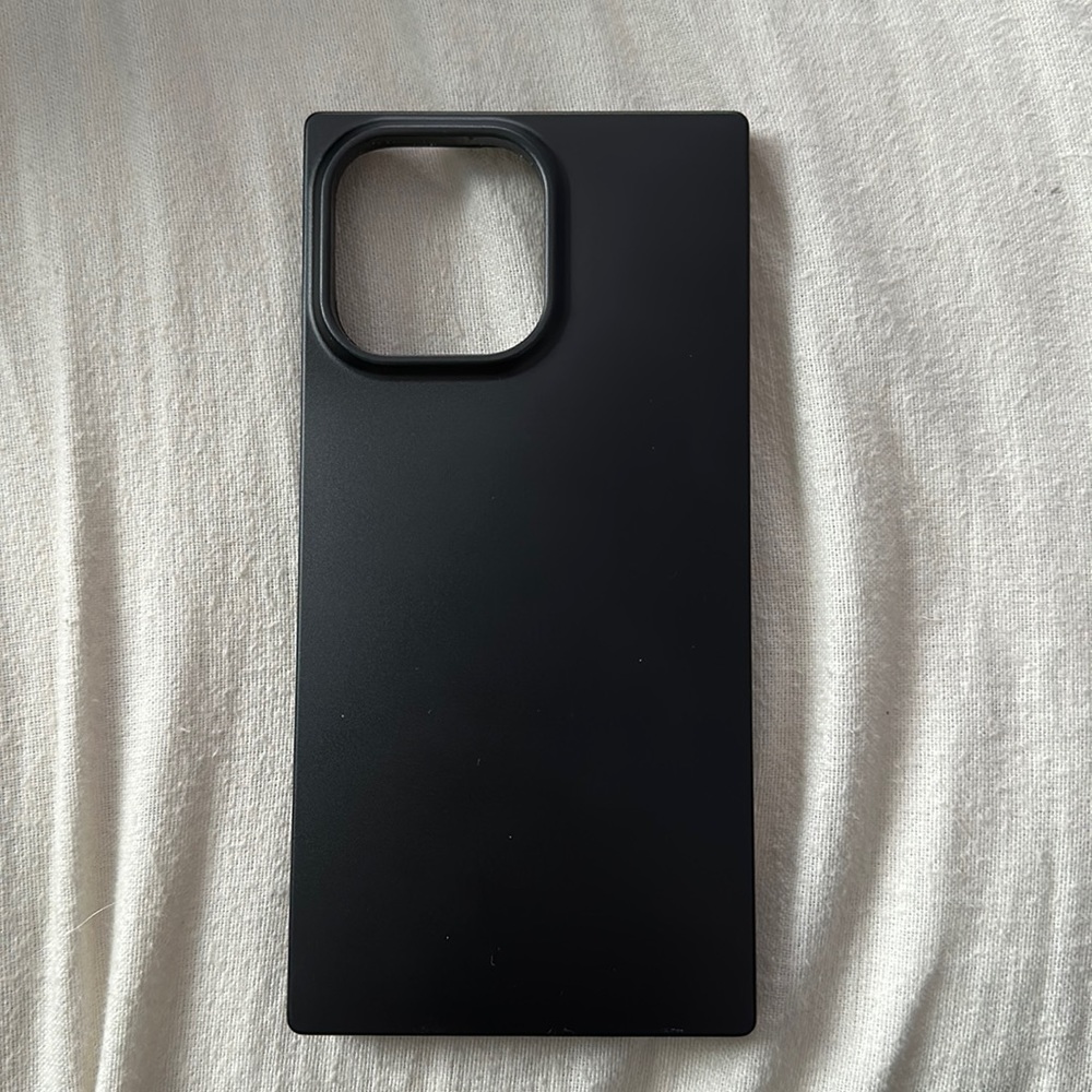 iPhone 14 pro max Flaunt case